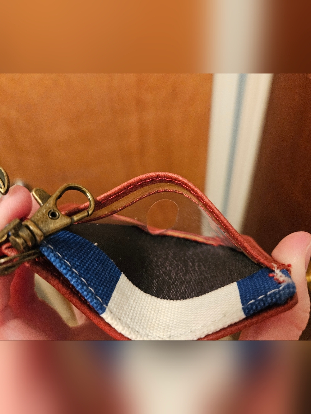 Hope Anchors The Soul Card Holder - Picture 8 of 13